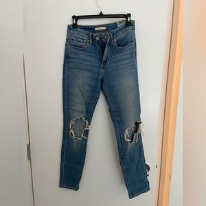 Levi’s 721 high rise skinny jeans